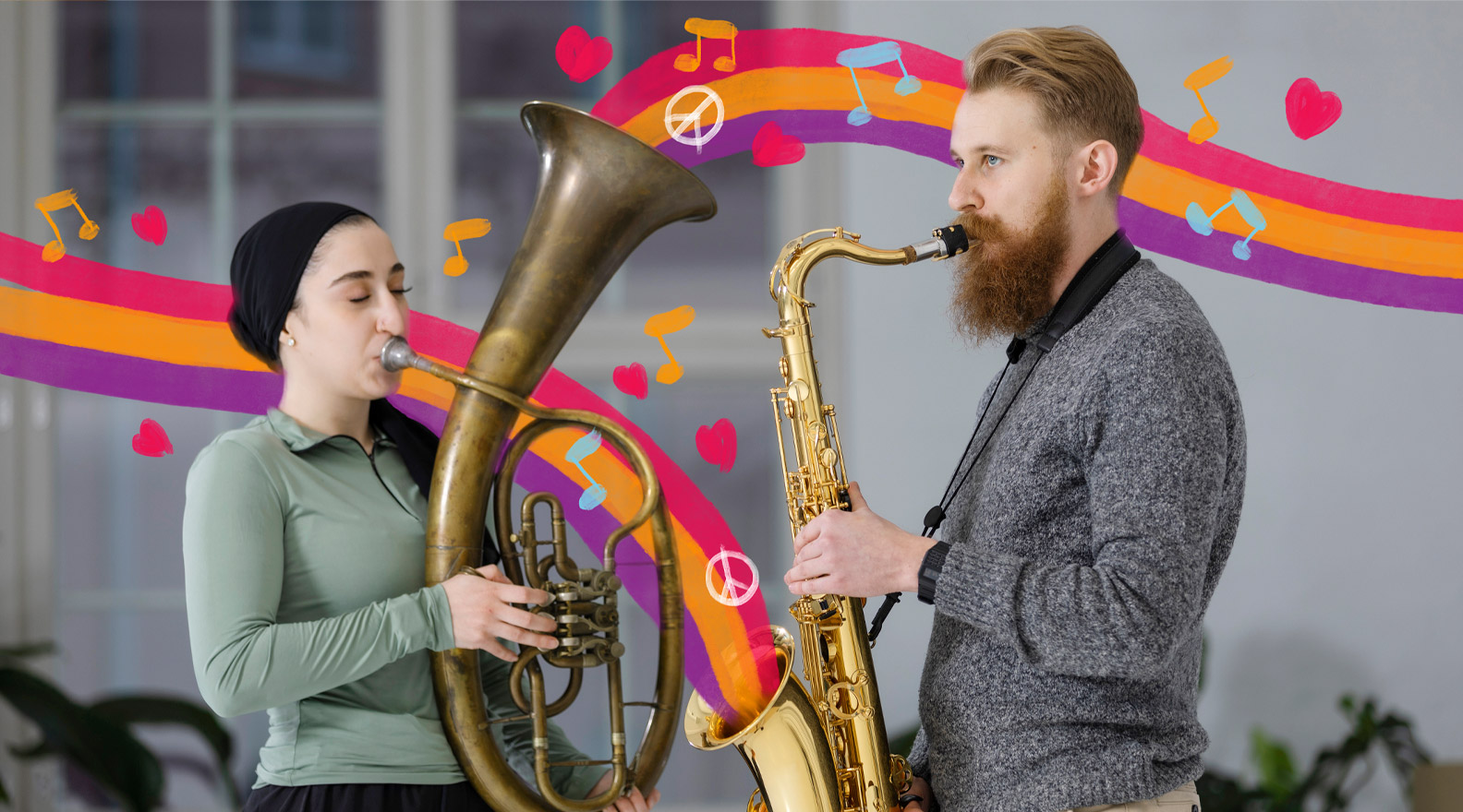 Mies ja nainen soittavat puhallinsoittimia. Kuvaan on lisätty piirroskuvituksen muodossa erilaisia soittimista lähteviä visuaalisia elementtejä.